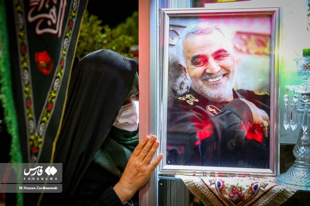 حال و هوای مزار شهید حاج قاسم سلیمانی حال و هوای مزار شهید حاج قاسم سلیمانی
