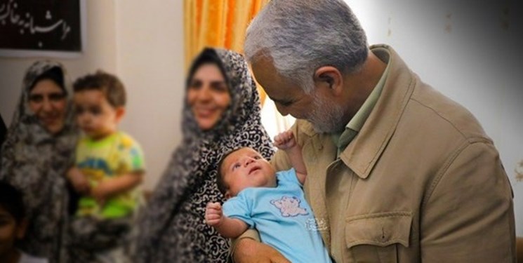 دختری که حاج قاسم نامش را تغییر داد دختری که حاج قاسم نامش را تغییر داد