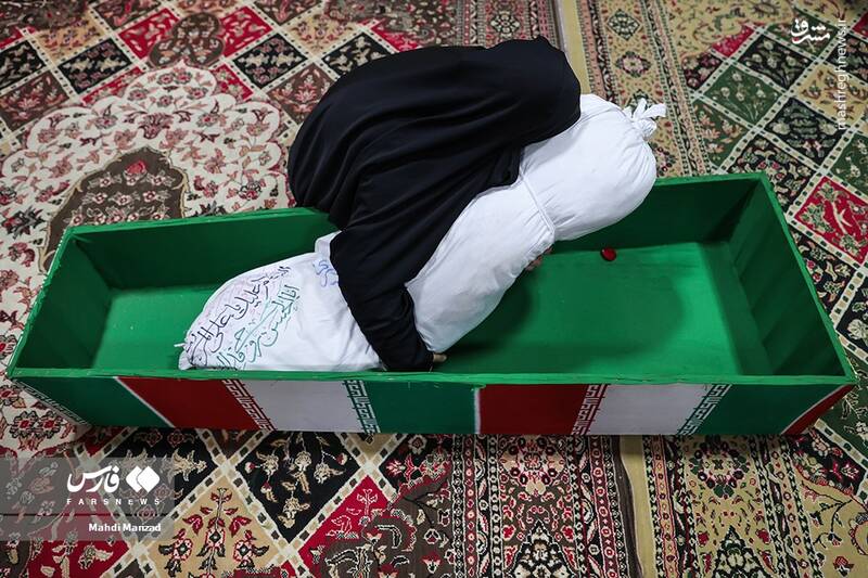 وداع با بیسیمچی گردان کمیل وداع با بیسیمچی گردان کمیل