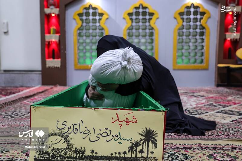 وداع با بیسیمچی گردان کمیل وداع با بیسیمچی گردان کمیل