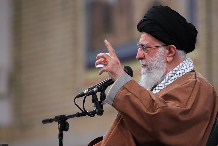 خطای راهبردی جبهه انقلاب با تذکر رهبری برطرف می‌شود؟