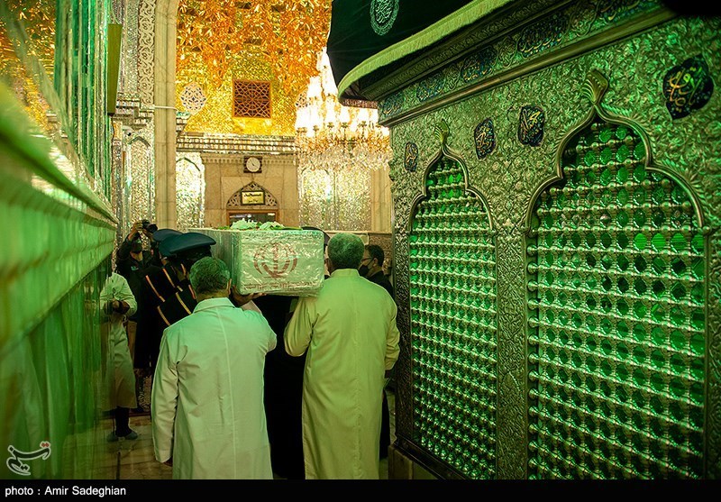 آیین گلاب شویی ضریح شاهچراغ (ع) آیین گلاب شویی ضریح شاهچراغ (ع)