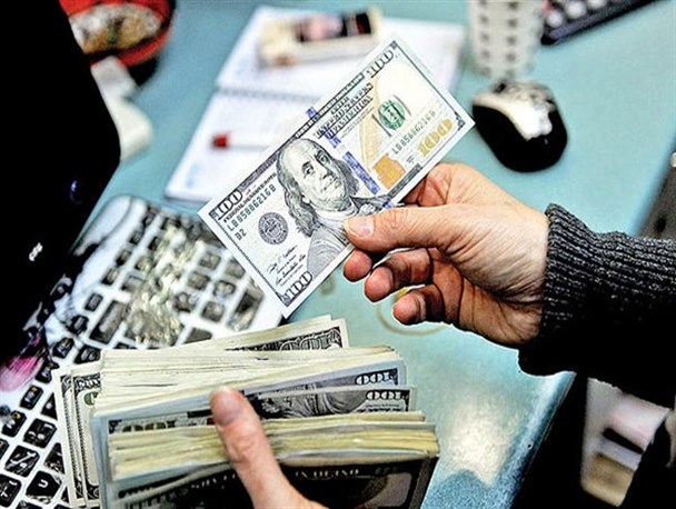 نتیجه ارز ۴۲۰۰ تومانی رانت و فساد بود نتیجه ارز ۴۲۰۰ تومانی رانت و فساد بود