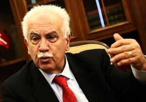 شهید سلیمانی قهرمان ما نیز هست شهید سلیمانی قهرمان ما نیز هست