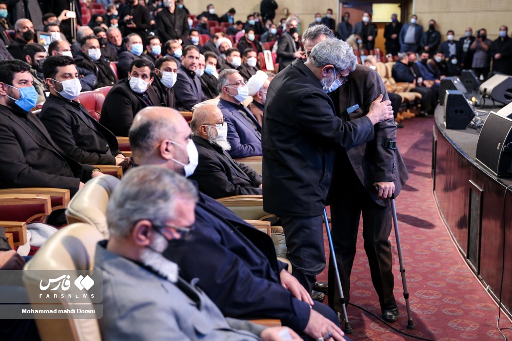 قاآنی ما را یاد حاج قاسم انداخت قاآنی ما را یاد حاج قاسم انداخت