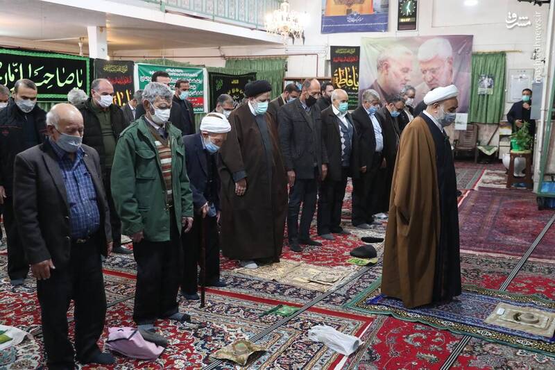 حضور رئیس جمهور در یکی از محلات حاشیهای مشهد حضور رئیس جمهور در یکی از محلات حاشیهای مشهد