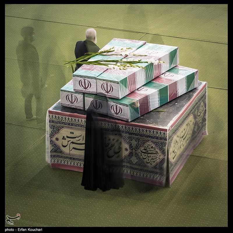 تشییع باشکوه ۱۵۰ شهید دفاع مقدس در تهران