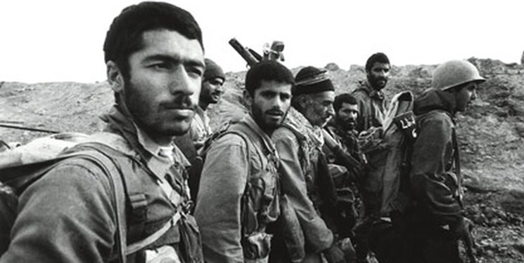 تعجب افسر عراقی از «الله اکبر» گفتن ایرانیها در جنگ! تعجب افسر عراقی از «الله اکبر» گفتن ایرانیها در جنگ!