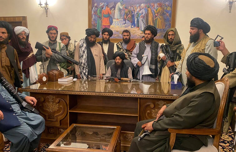 جیمی کارتر: آمریکا در لبه پرتگاه و در آستانه جنگ داخلی است +تصاویر و فیلم جیمی کارتر: آمریکا در لبه پرتگاه و در آستانه جنگ داخلی است +تصاویر و فیلم