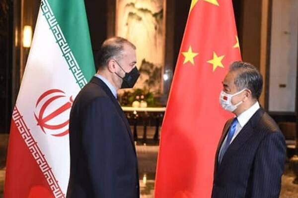 همراه با امیرعبداللهیان؛ رایزنیهایی از خلیج فارس تا شرق دور همراه با امیرعبداللهیان؛ رایزنیهایی از خلیج فارس تا شرق دور