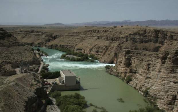 آب هیرمند به‌ روی ایران باز شد +فیلم