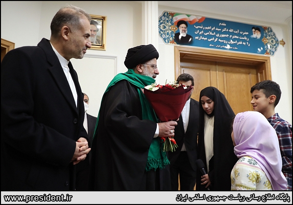 دیدار ایرانیان مقیم روسیه با رئیس جمهور