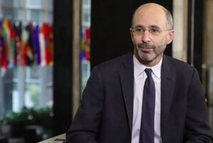 ادامه تاکتیک «دست روی بوق، پا روی ترمز» از سوی آمریکا ادامه تاکتیک «دست روی بوق، پا روی ترمز» از سوی آمریکا