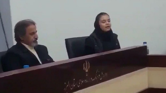 آوازه خوانی یک زن در سالن جلسات وزارت ارشاد در استان البرز آوازه خوانی یک زن در سالن جلسات وزارت ارشاد در استان البرز
