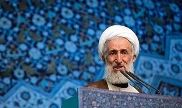 مشکلات ناشی از کسانی است که از انقلاب فاصله گرفته بودند/رئیس جمهور شب و روز ندارد مشکلات ناشی از کسانی است که از انقلاب فاصله گرفته بودند/رئیس جمهور شب و روز ندارد