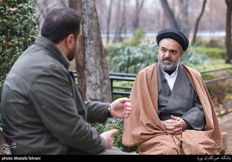ماجرای کمک برخی از مسئولین به «پیرپاتالهای رجوی»+عکس و فیلم ماجرای کمک برخی از مسئولین به «پیرپاتالهای رجوی»+عکس و فیلم