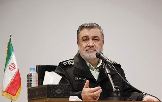 درخواست پسر شهید رنجبر از فرمانده ناجا/ سردار اشتری: مجازات قاتل را شخصاً پیگیری میکنم درخواست پسر شهید رنجبر از فرمانده ناجا/ سردار اشتری: مجازات قاتل را شخصاً پیگیری میکنم