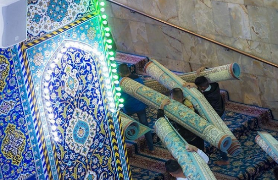 فرشهای حرم امام حسین(ع) نو شد +عکس فرشهای حرم امام حسین(ع) نو شد +عکس