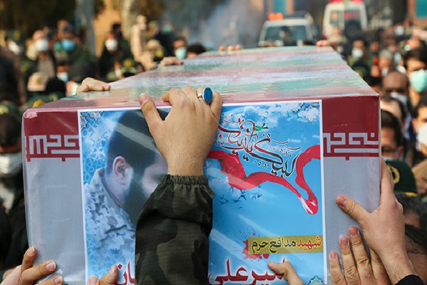 تشییع پیکر شهید مدافع حرم «امیرعلی محمدیان»