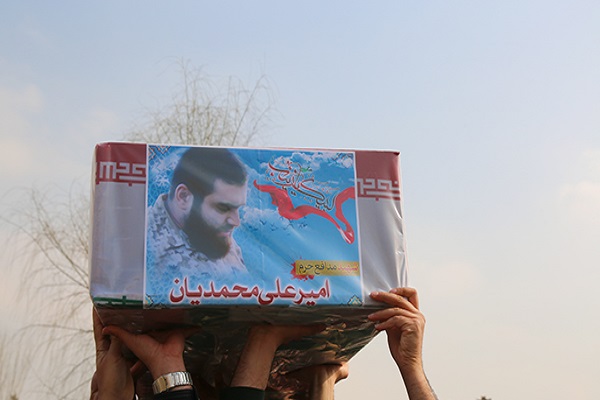 تشییع پیکر شهید مدافع حرم «امیرعلی محمدیان»