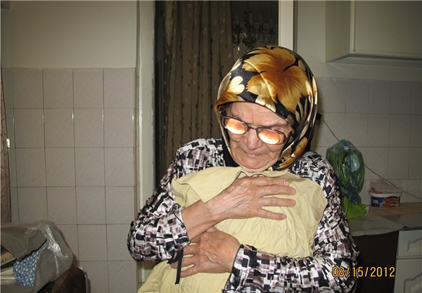 آخرین هدیهای که شهدا به همسر و مادرشان دادند +تصاویر آخرین هدیهای که شهدا به همسر و مادرشان دادند +تصاویر