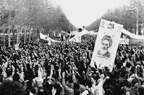 انقلاب ۵۷ ایران اکنون کجا ایستاده است؟ / ضروریترین کار در طلیعه ۴۴ سالگی انقلاب اسلامی انقلاب ۵۷ ایران اکنون کجا ایستاده است؟ / ضروریترین کار در طلیعه ۴۴ سالگی انقلاب اسلامی