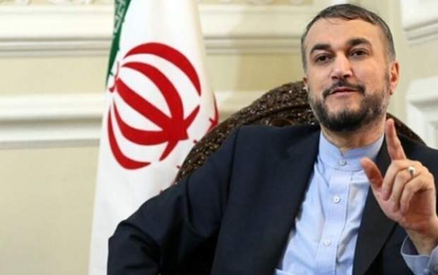طلاب حوزه علمیه: سادهلوحی روحانی و ظریف را تکرار نکنید طلاب حوزه علمیه: سادهلوحی روحانی و ظریف را تکرار نکنید