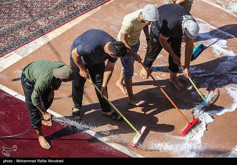 جهادیها به کمک سیل زدگان کرمان رفتند جهادیها به کمک سیل زدگان کرمان رفتند