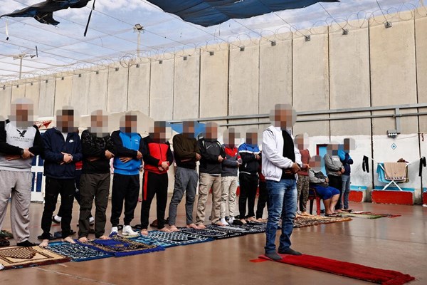 زندگی اسرای فلسطینی در زندان زندگی اسرای فلسطینی در زندان