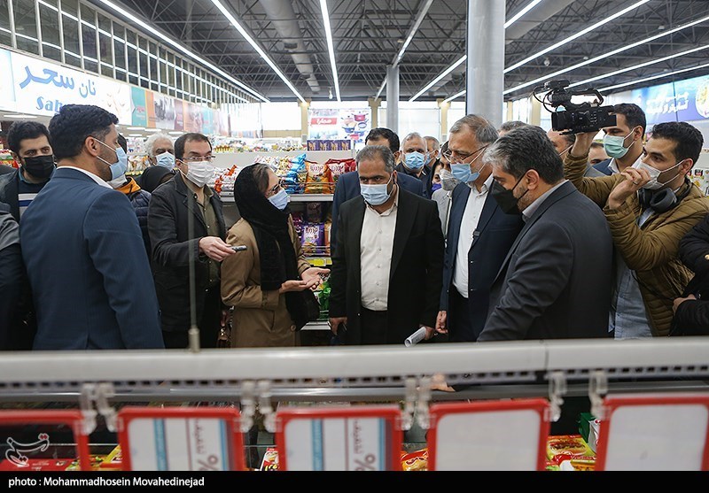 بازدید شهردار تهران از بازار میوه تره بار بازدید شهردار تهران از بازار میوه تره بار