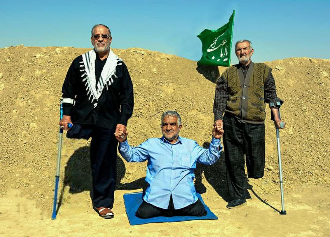 دو قاب از سه جانباز دفاع مقدس