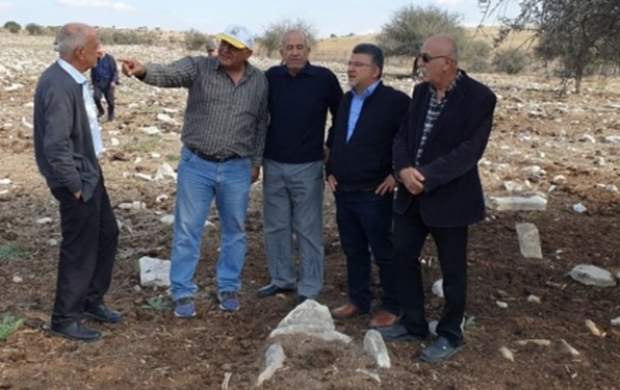 اسرائیل به قبرستان فلسطینی ها هم حمله کرد اسرائیل به قبرستان فلسطینی ها هم حمله کرد