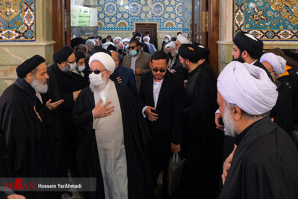 تشییع پیکر آیت الله العظمی علوی گرگانی