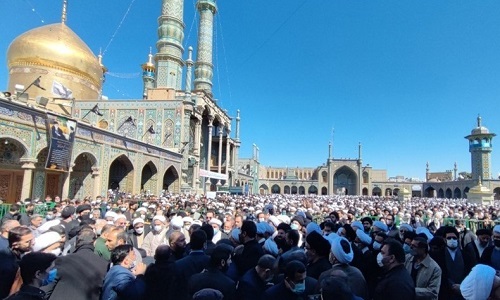 پیکر آیت الله علوی گرگانی بعد از تشییع بر دستان مردم قدرشناس قم در حرم کریمه اهل بیت آرام گرفت+عکس و فیلم پیکر آیت الله علوی گرگانی بعد از تشییع بر دستان مردم قدرشناس قم در حرم کریمه اهل بیت آرام گرفت+عکس و فیلم