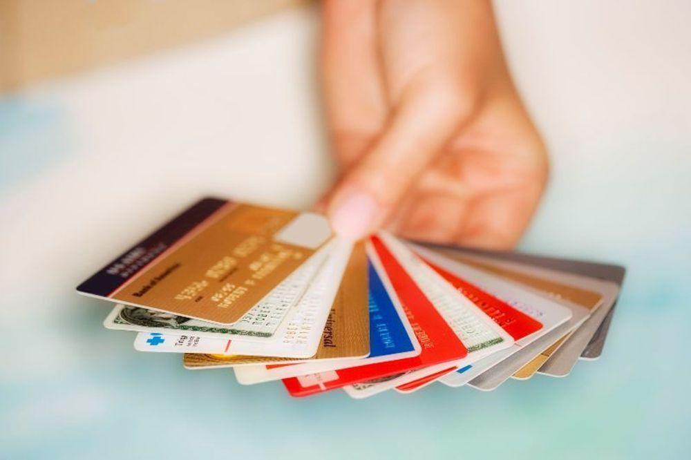 کلاهبرداری با اجاره کارت عابر بانک کلاهبرداری با اجاره کارت عابر بانک