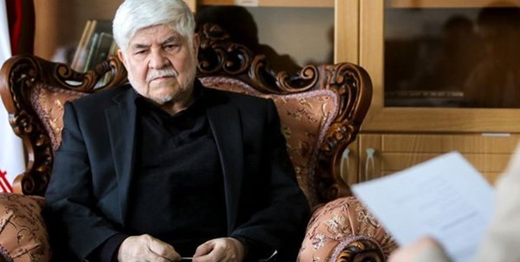 محمد هاشمی: فائزه سرتق است! محمد هاشمی: فائزه سرتق است!