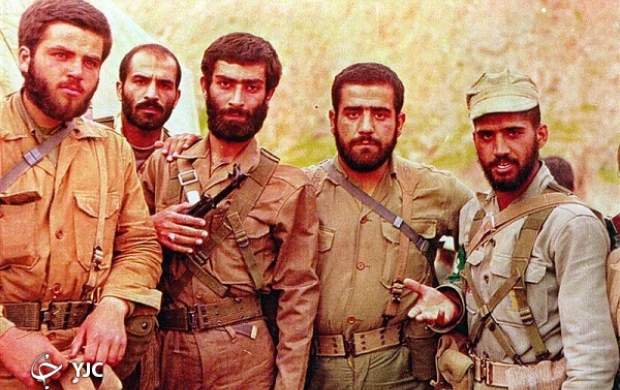 محسن وزوایی؛ از تسخیر لانه جاسوسی تا شهادت در الی بیتالمقدس/ جنازهام را روى مینهاى دشمن بیندازید محسن وزوایی؛ از تسخیر لانه جاسوسی تا شهادت در الی بیتالمقدس/ جنازهام را روى مینهاى دشمن بیندازید
