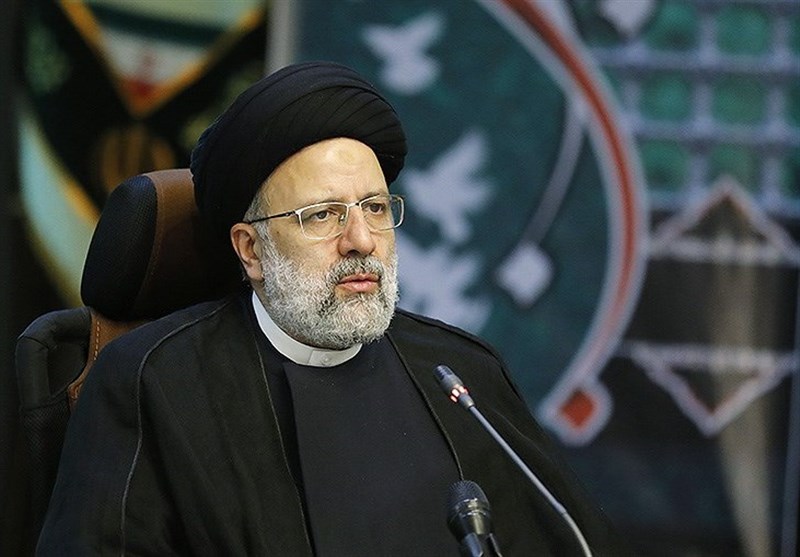 دعوت ۱۴۰۰ نفر از دانشجویی از آیت‌الله رئیسی برای انتخابات۱۴۰۰