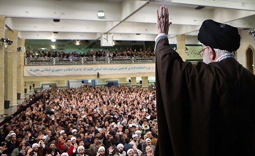 شیوه رفتاری و مشی سیاسی رهبر انقلاب درباره افراد فعال در عرصه انتخابات چگونه است؟ شیوه رفتاری و مشی سیاسی رهبر انقلاب درباره افراد فعال در عرصه انتخابات چگونه است؟