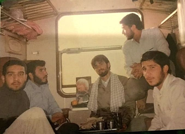 هنوز شهیدنشده به او میگفتند «عباس شهید» هنوز شهیدنشده به او میگفتند «عباس شهید»