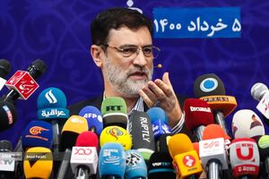 تورم را به زیر ۵ درصد می‌رسانم