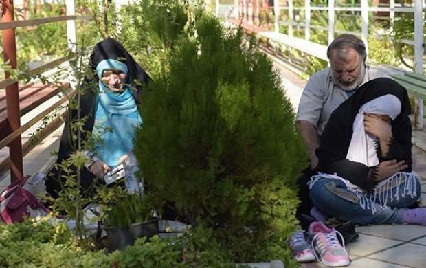 پخش زنده دعای عرفه از تلویزیون پخش زنده دعای عرفه از تلویزیون