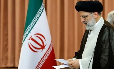 آقای رئیسی با مفسدین فرهنگی و هنری هم مبارزه کند آقای رئیسی با مفسدین فرهنگی و هنری هم مبارزه کند