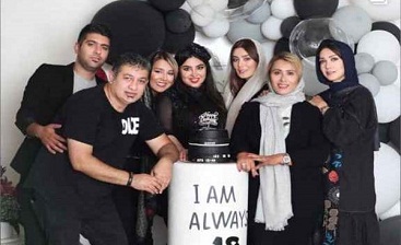 رفتارهای دوگانه سلبریتی نماها کی تمام میشود؟ رفتارهای دوگانه سلبریتی نماها کی تمام میشود؟