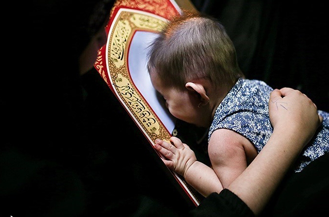 وداع با پیکر شهید مدافع حرم عین الله مصطفایی