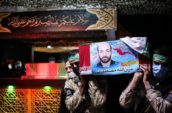 وداع با پیکر شهید مدافع حرم عین الله مصطفایی
