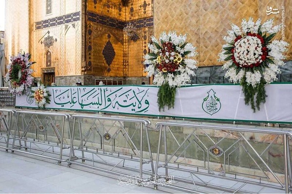 گل‌آرایی حرم امیرالمومنین علی(ع)
