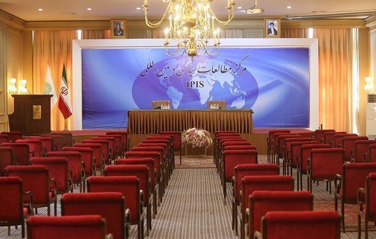 نشست روسای نمایندگان سیاسی خارجی با وزیر امور خارجه نشست روسای نمایندگان سیاسی خارجی با وزیر امور خارجه