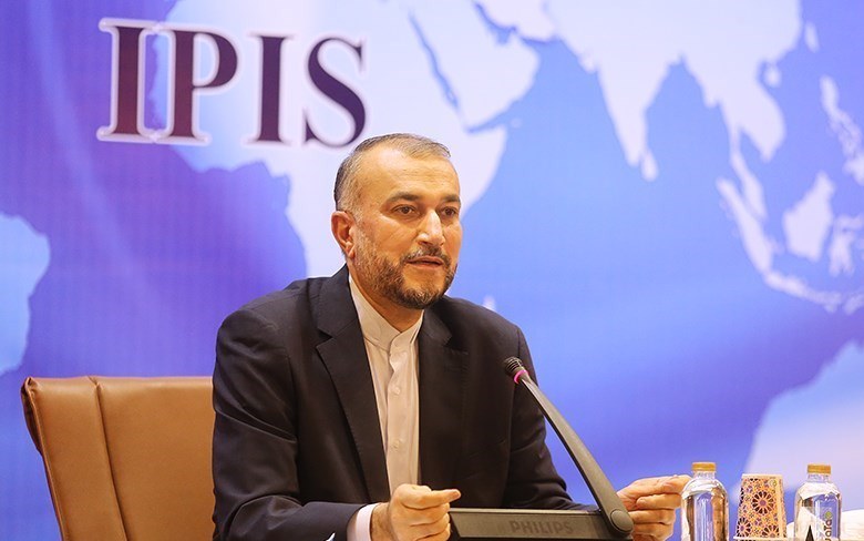 نشست روسای نمایندگان سیاسی خارجی با وزیر امور خارجه نشست روسای نمایندگان سیاسی خارجی با وزیر امور خارجه