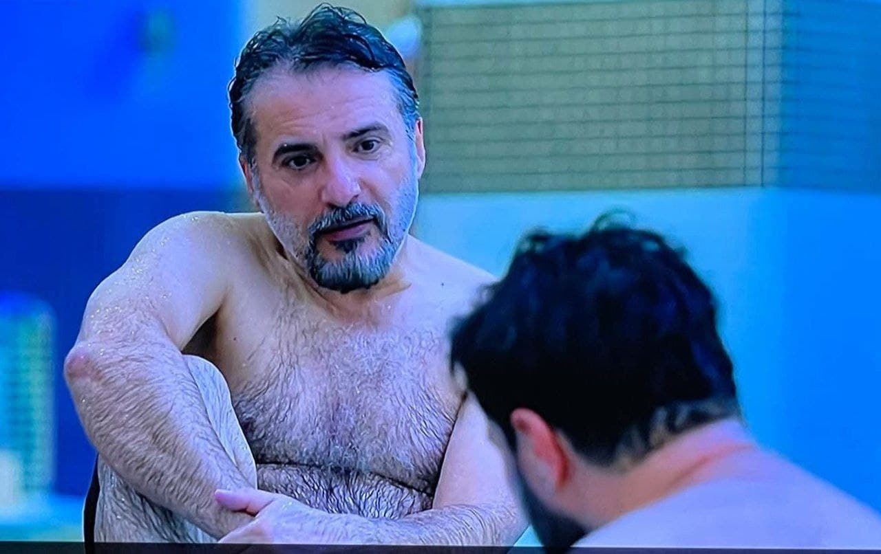 پخش نشدن برنامه جواد هاشمی! / «زخم کاری» کار دست هاشمی داد؟! +عکس